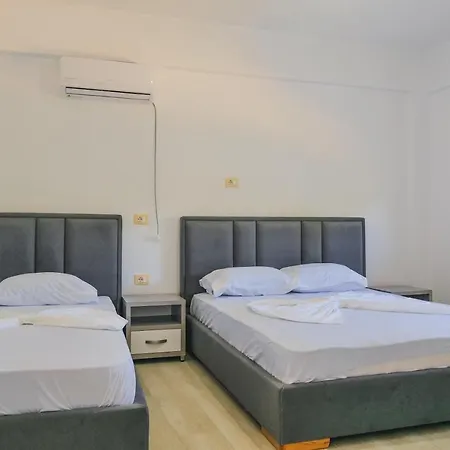 Konukevi Vila Juli 2 *